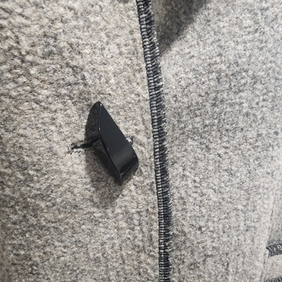 Janska Women's Felted Wool Sleeveless Vest - Picture 6 of 9